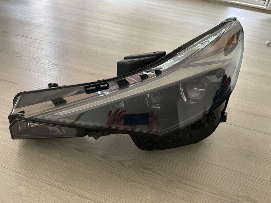 Ляв фар full led triple beam elantra