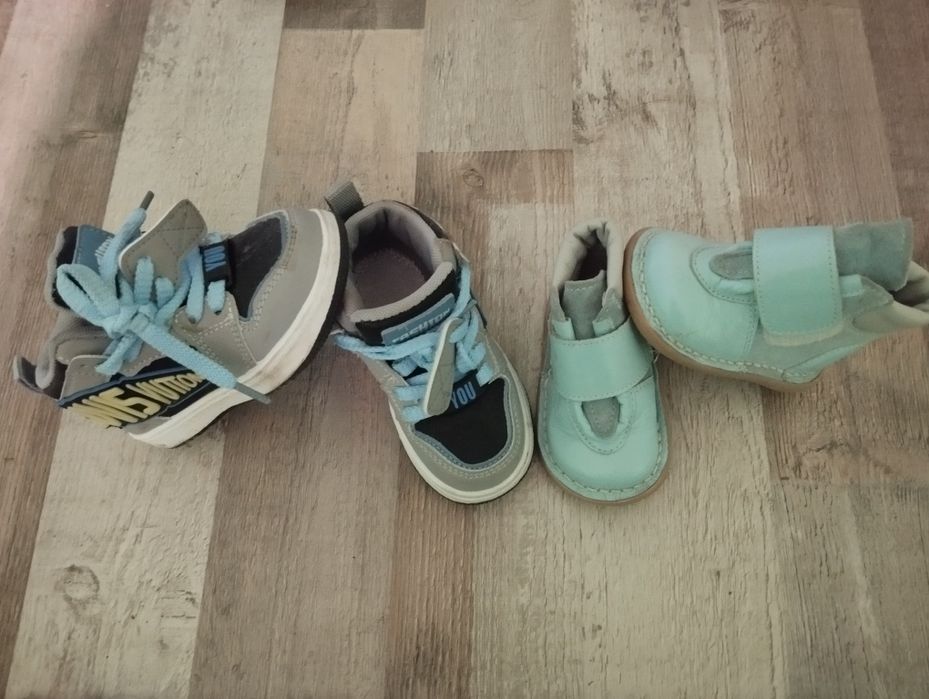 Papucei copii mărimea 18 și 24