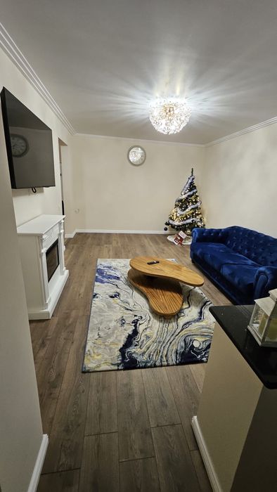 Inchiriez apartament 3 camere craiovita