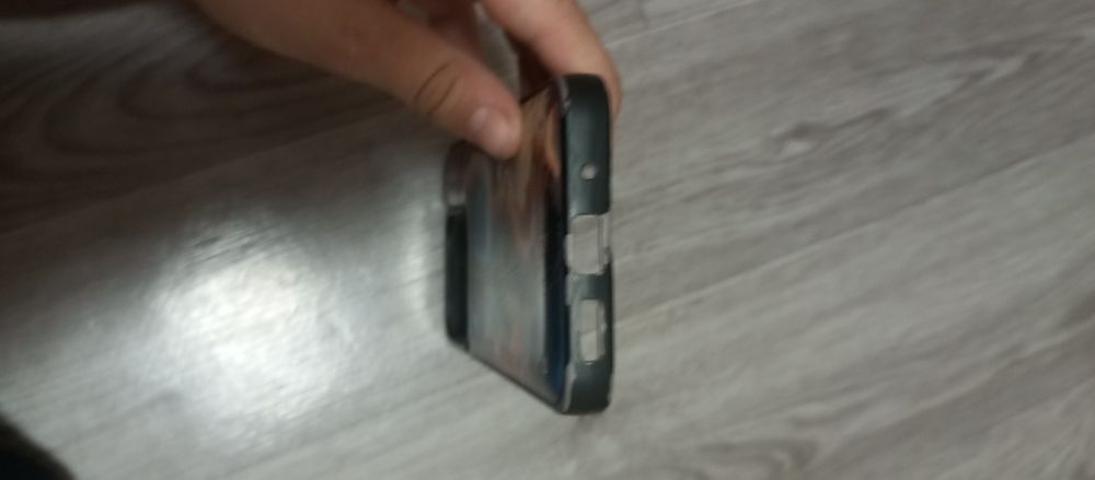 Продам чехол на redmi 12c