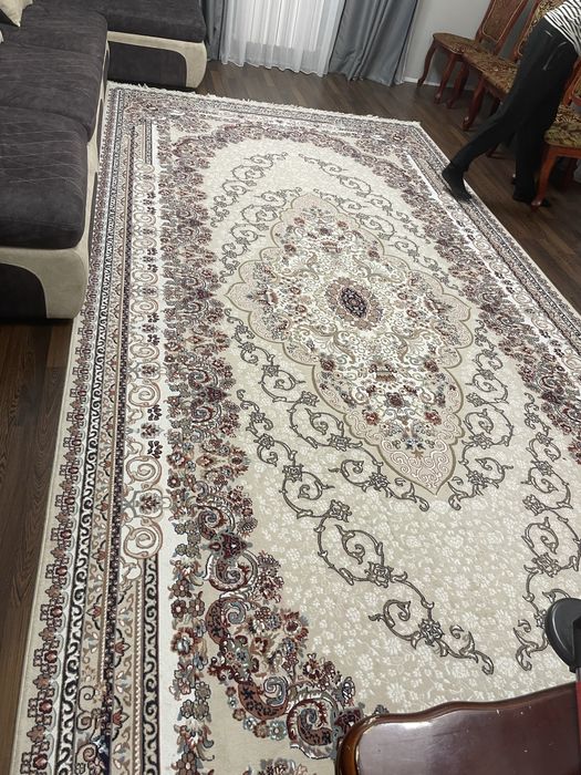 Ковер красивый 5*2,5м