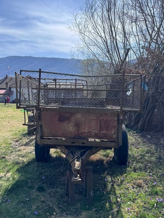 Tractor650 transportor mare/mic remorca basculanta desfacatoare porumb