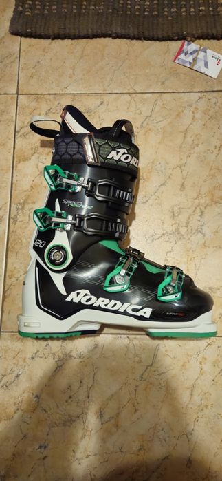 Ски обувки nordica
