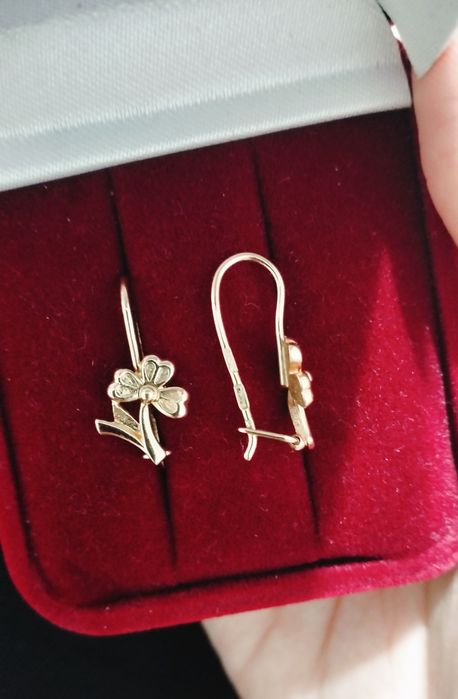 Золотые серьги Цветочки 583 пробы