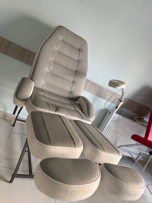 Massajni kreslo aybi yuq