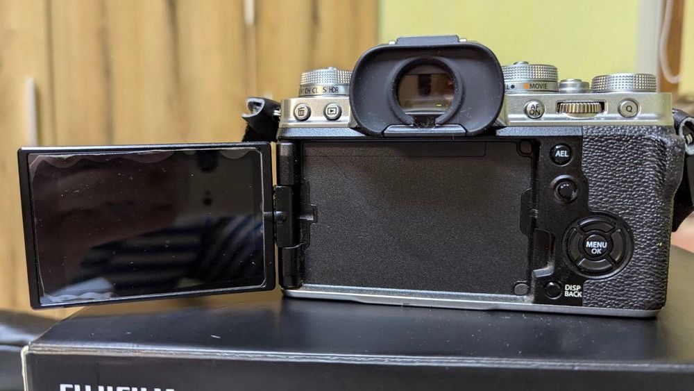 Fujifilm X-T4 + подарок от меня