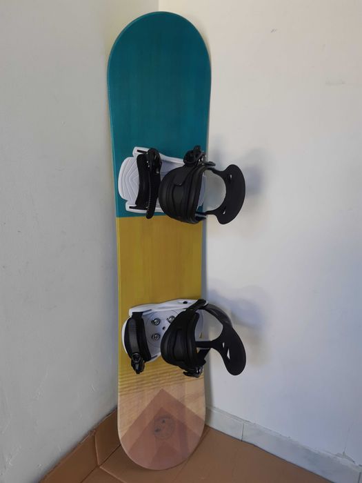 Placa snowboard copii 110 cm noua cu legaturi noi - buy back