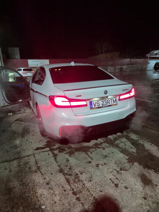 Vând BMW  530e l  xDrive l  M Sport l 2020 l HUD l