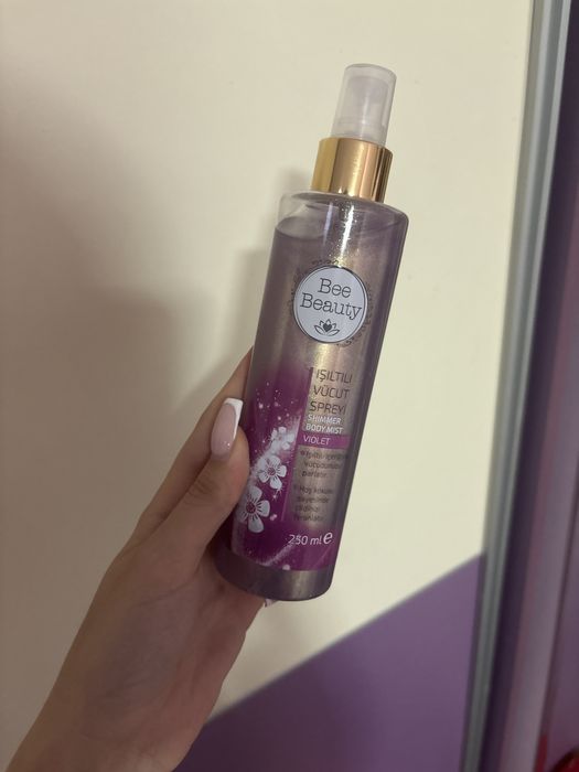 Блестящи спрейове за тяло Bee beauty