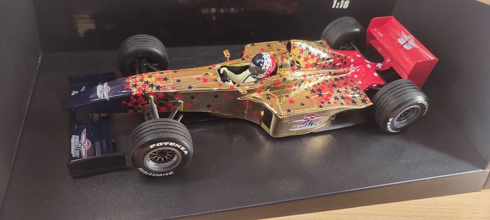 Formula 1 Колекция - Ferrari 2000 U.S. GP Minichamps 1/18