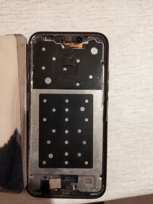 Смартфон Huawei P20 Lite рабочий без дисплея