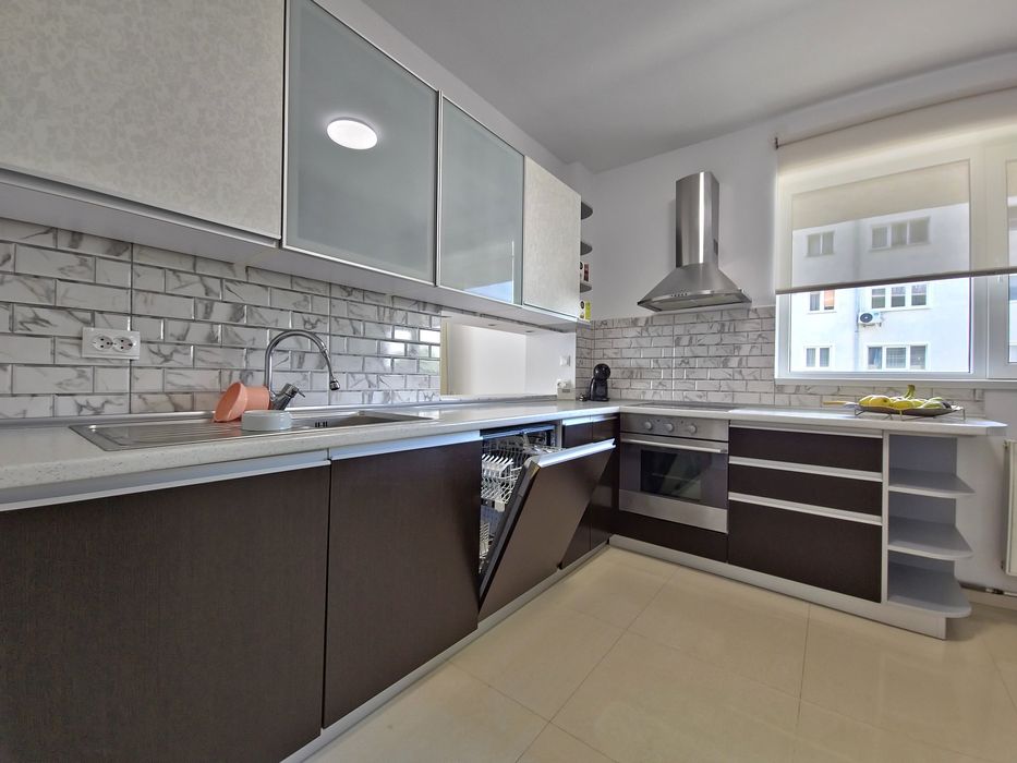 3 camere 3 terase - bloc nou -  complet mobilat - DIRECT PROPRIETAR