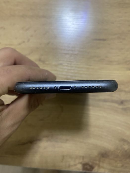 iPhone 11 64GB СРОЧНО!