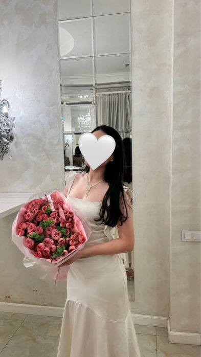 Элегантное белое платье