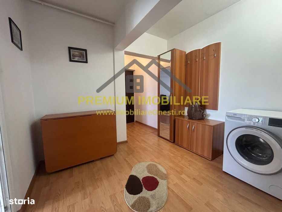 Apartament 2 camere de vânzare zona de jos, Onesti