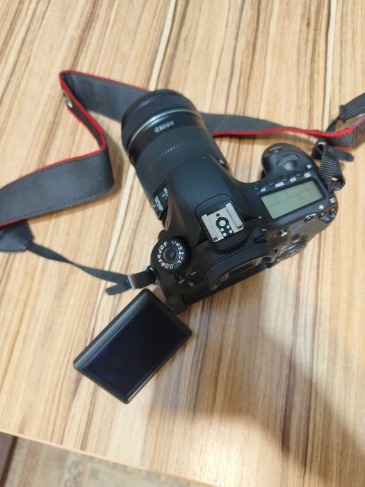 Фотоаппарат Canon EOS 60D