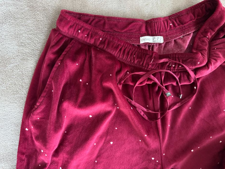 Червена плюшена пижама, Oysho, M размер