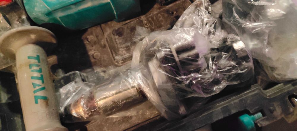 Перфоратор total TH308266 НА ЗАПЧАСТИ