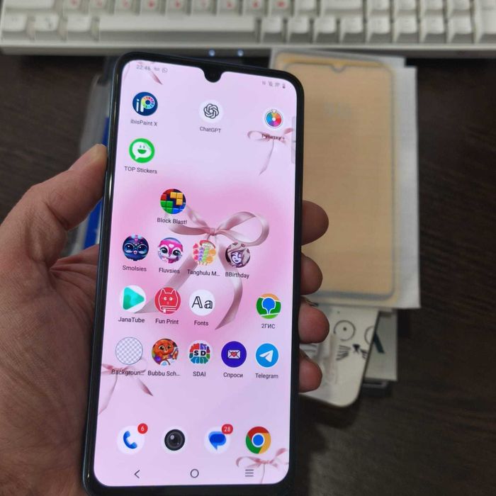 Смартфон Vivo V25e