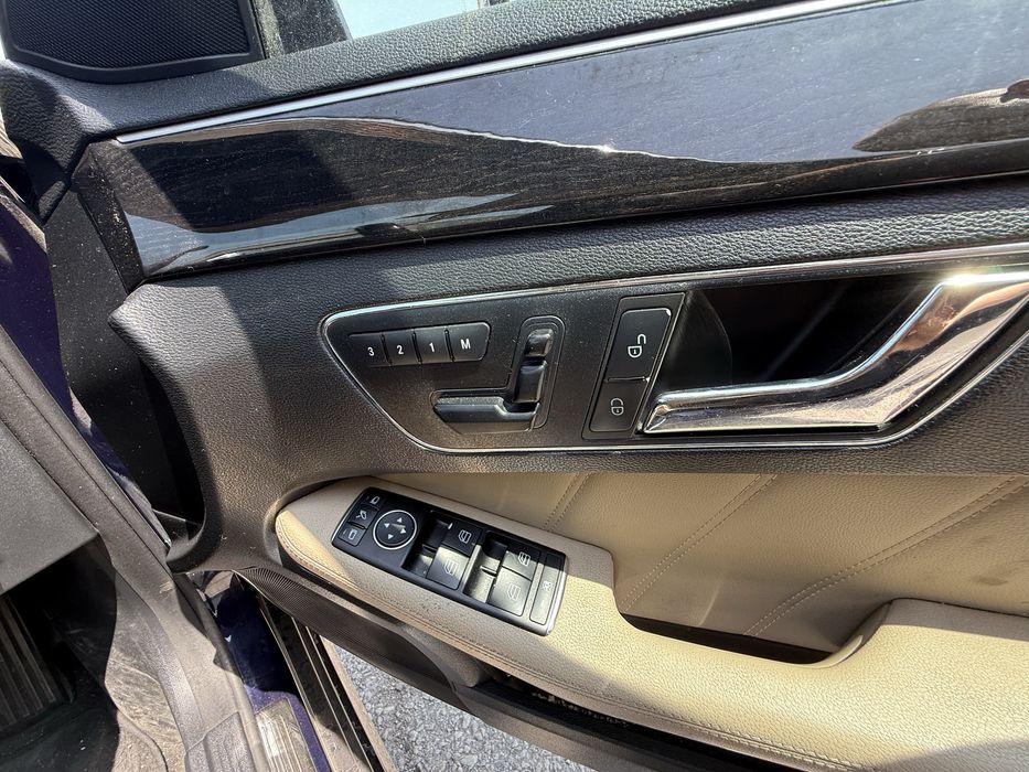 Кожен салон седан W212 Мерцедес Е класа Подгре и Памет