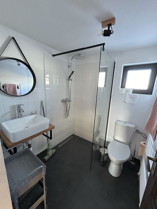 Cabana de închiriat  cu ciubar la munte in Bălcești Belis