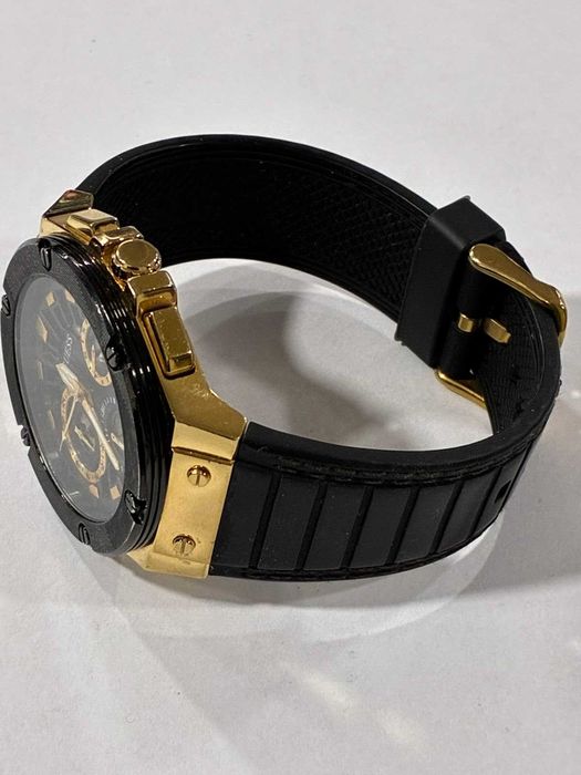Часовник Guess GW0487G5