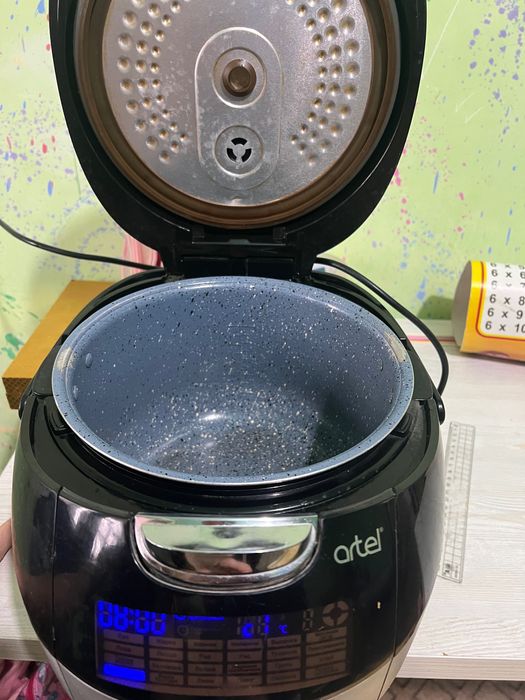 Мультиварка пароварка рисоварка электрокастрюля artel