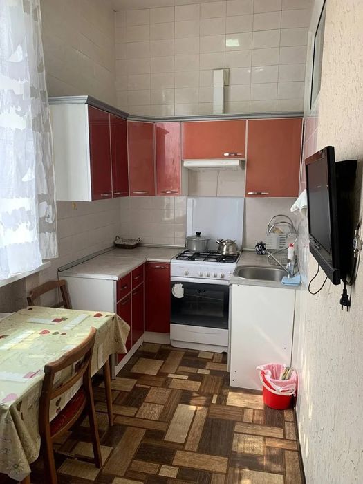 Сдается квартира 2/3/3 от метро А.Навои и м. Пахтакор 100м