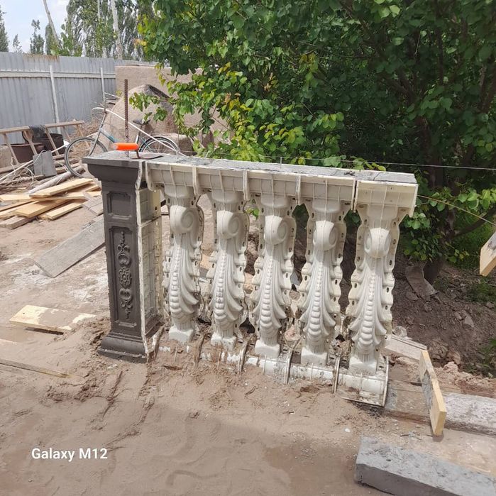 Рим устунлари сотилади бу