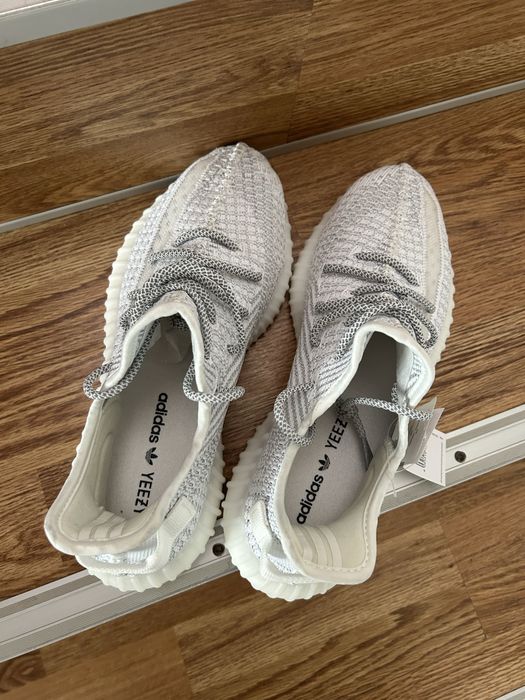 Vand yezyy 350 white