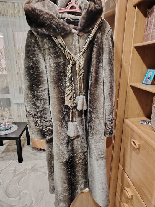 Продам шубу норковую
