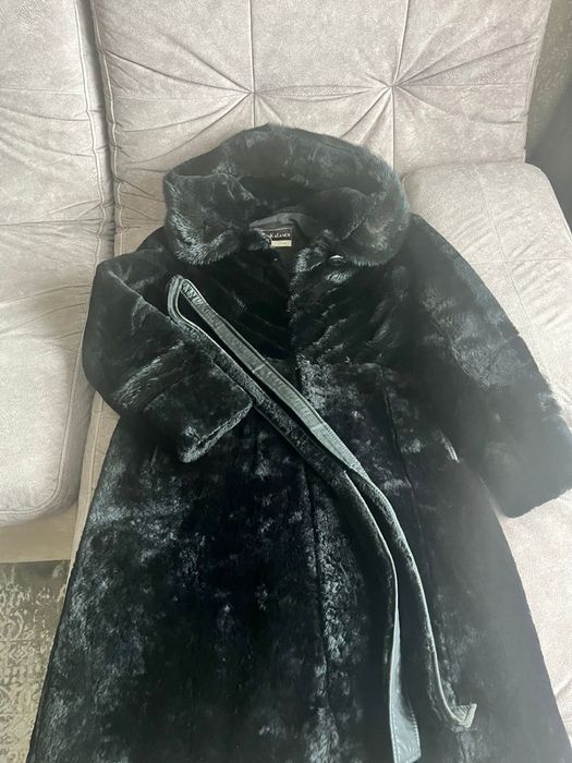 Продаю шубу мутон с норкой