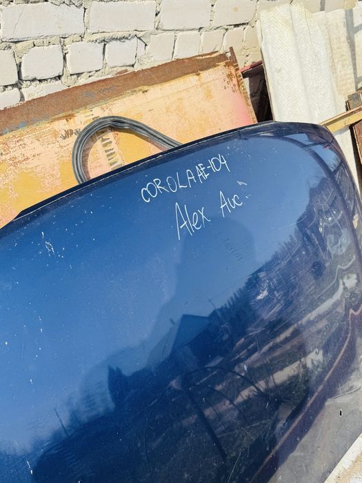 Продам капот тоета королла