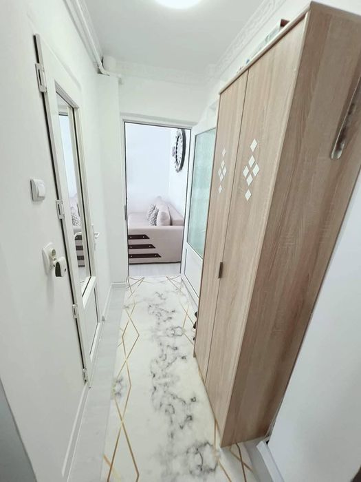 Inchiriez apartament 3 camere  zona campus Universitar Ovidius