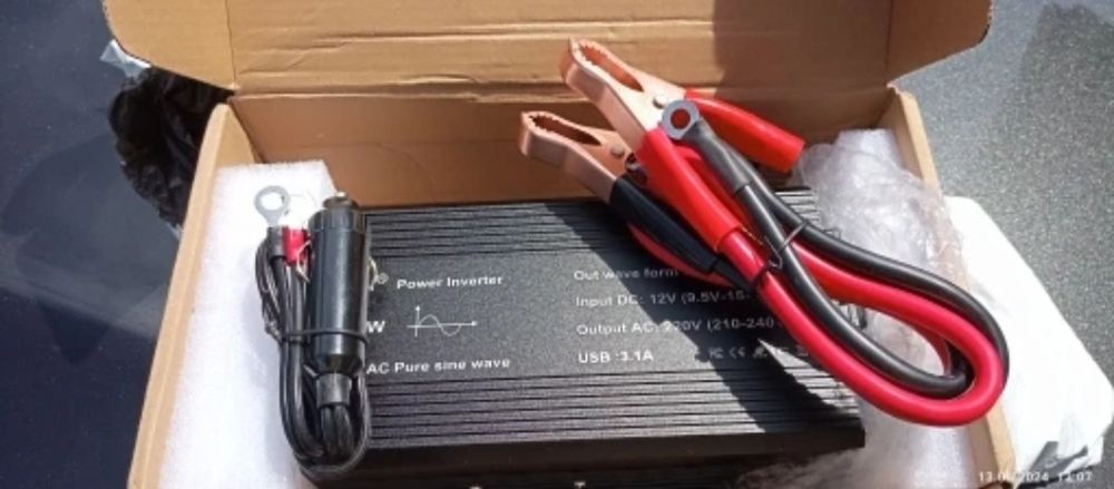 Vand Invertor cu undă sinusoidală pură DC 12V la AC 220V-240V/1000W