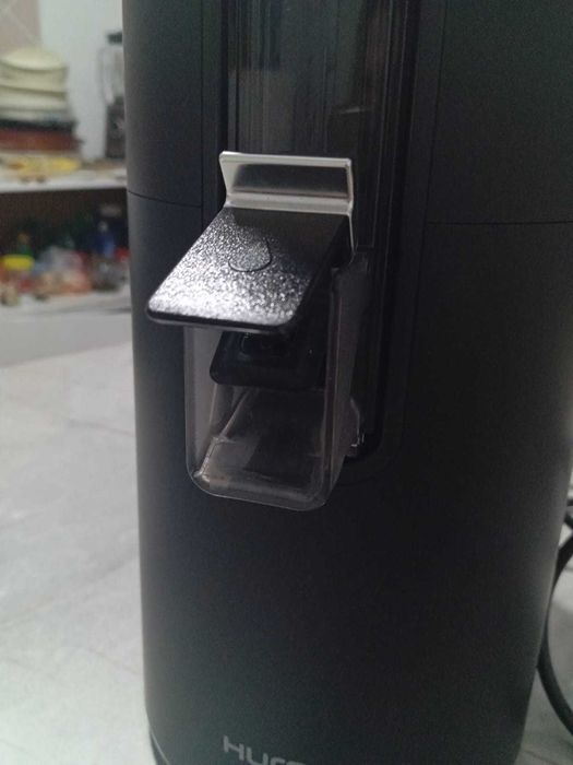 Соковыжималка Hurom H400 черный