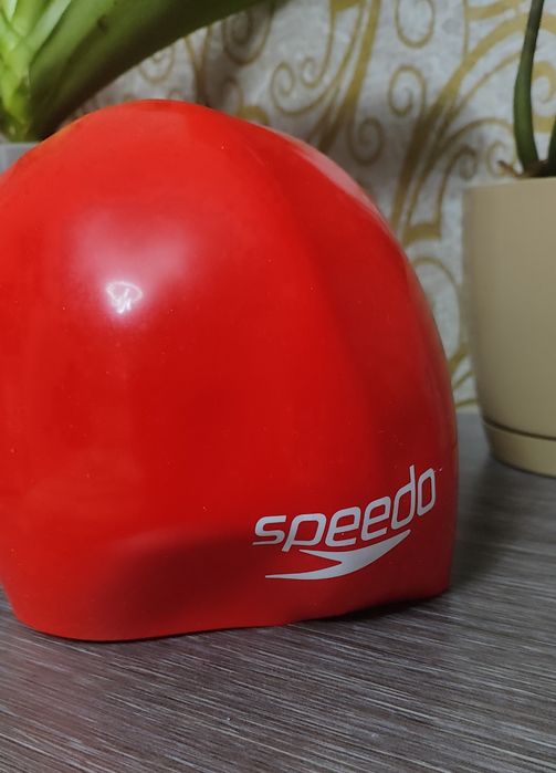 Продам шапочку  для плавания Speedo Fastskin
