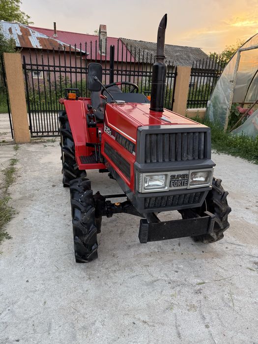tractor japonez 4x4 - Tractoare de vânzare | OLX.ro
