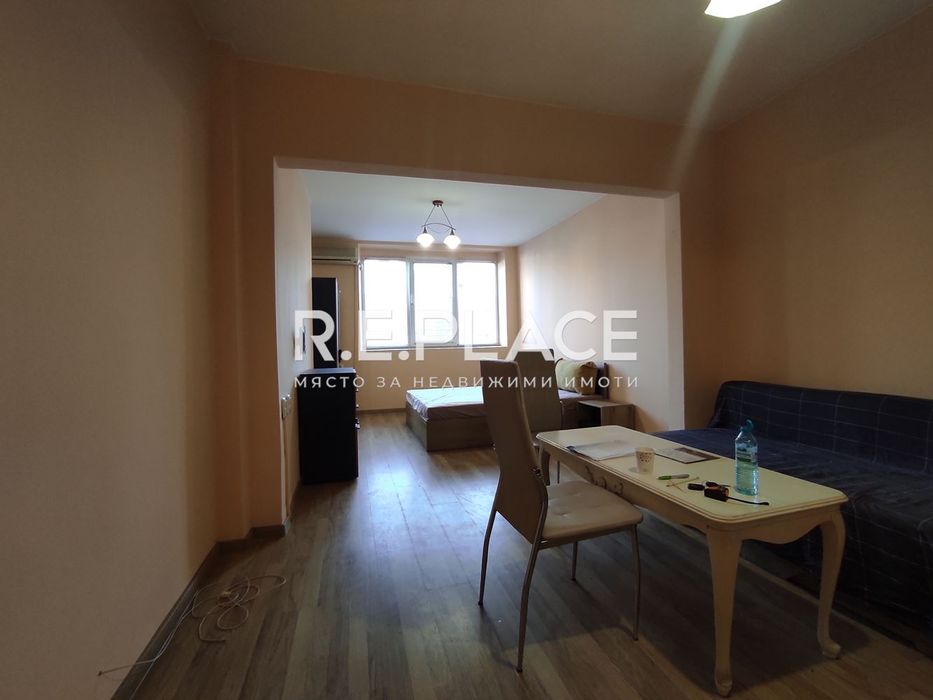 Продава се Тристаен апартамент в Варна, Център - 92 кв.м за 2495 €/кв.м - Снимка #1