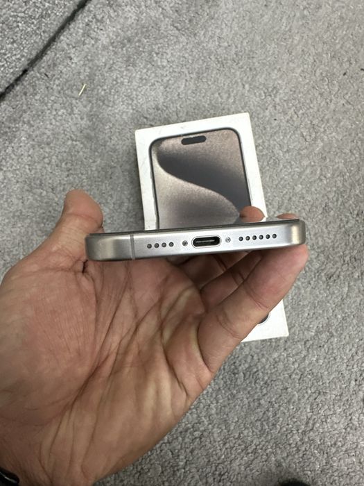 Iphone 15 pro max 256 ideal