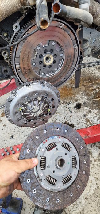 Ambreiaj 2.5 v6 audi a4 b6 skoda superb passat 2.5 v6