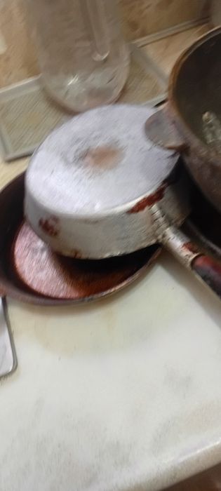 Продаются сковородки