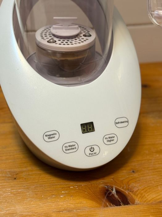 Generator de apă cu hidrogen