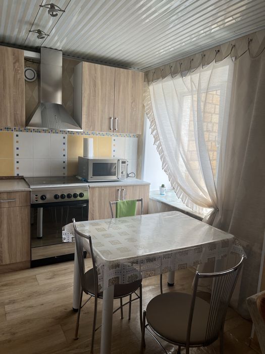 Сдаю квартиру на длительный срок