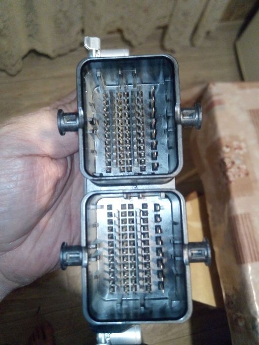 Продам ЭБУ на Приору новый