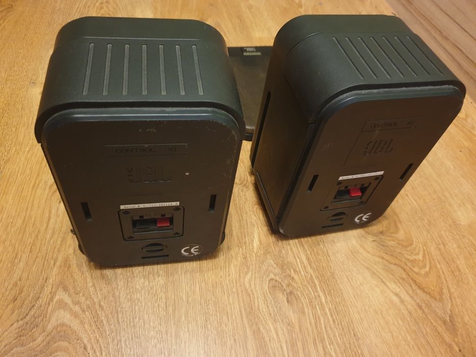 Тонколони  JBL Control 1G