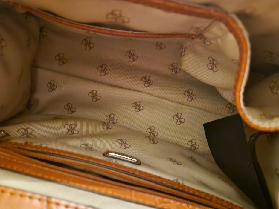 Geanta guess originala