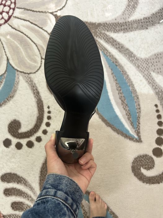 Каблуки на шпильках