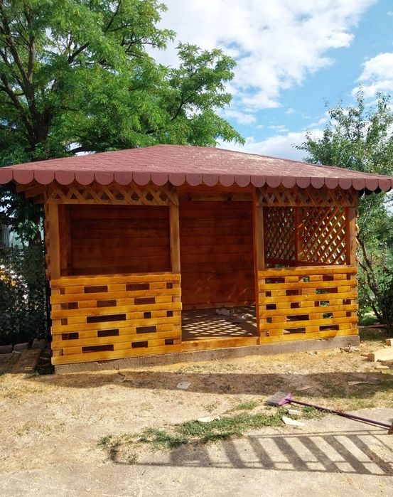 Vând și facem foișoare terase și magazie de depozitare și alte modele