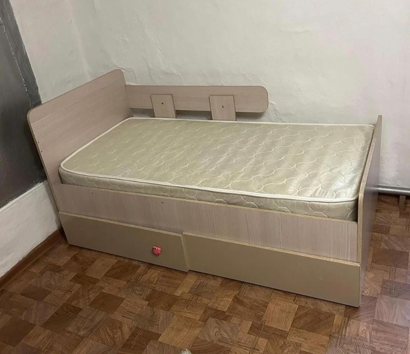 Срочно продаётся детская кровать!